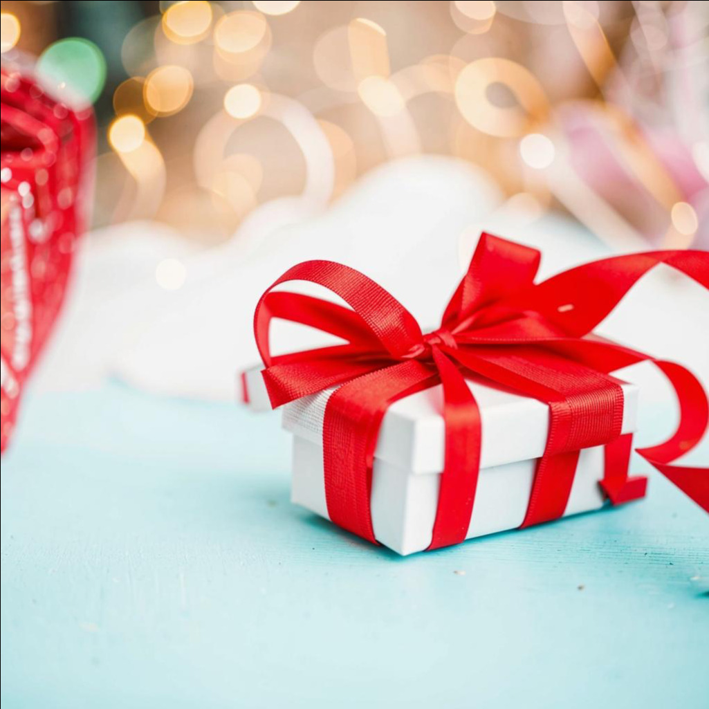 image from Что дарить девушке на свидании: рекомендации эксперта